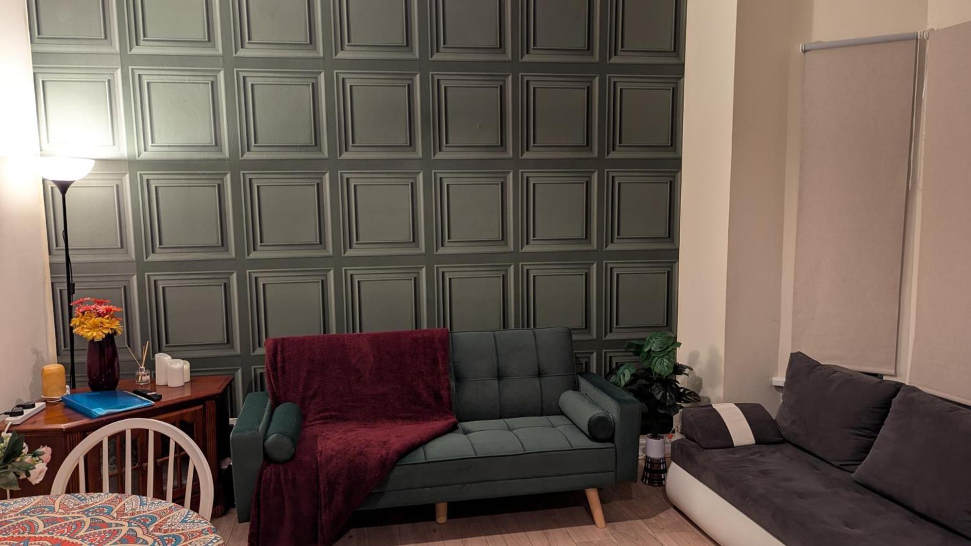 Entire 2 Bedroom Cosy Flat Near City Centre — Photos 2